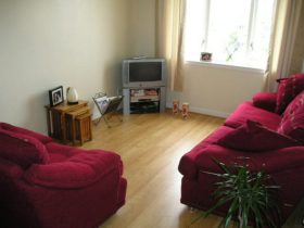 2 bedroom Flat to rent